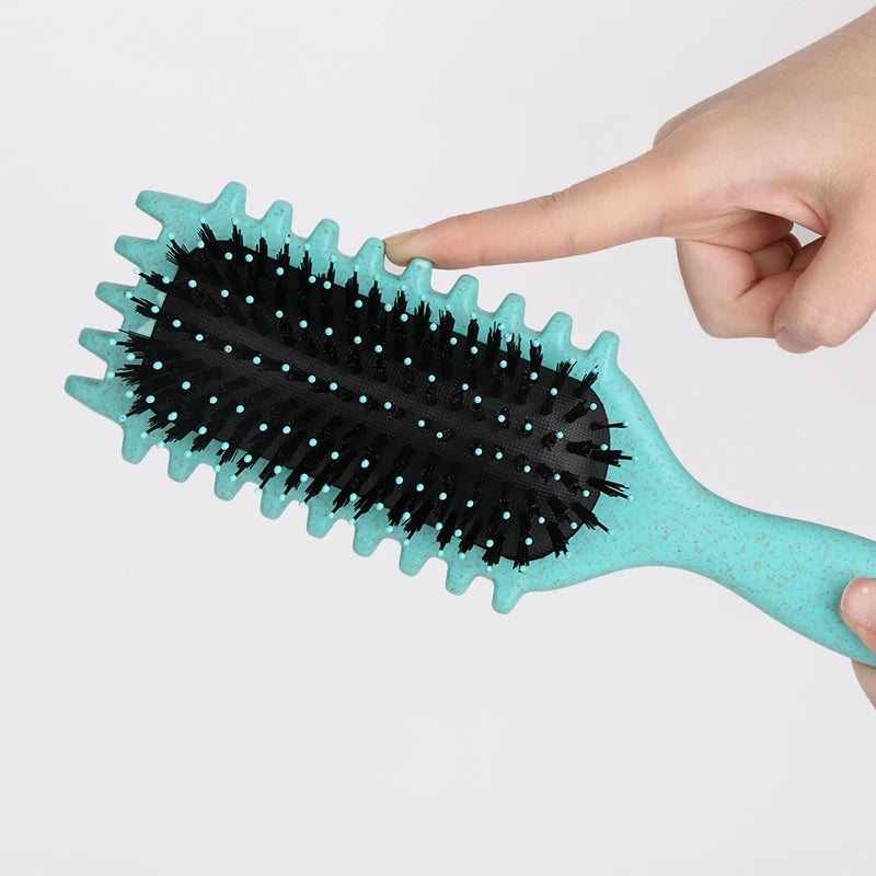 Brush for combing and styling male and female curls